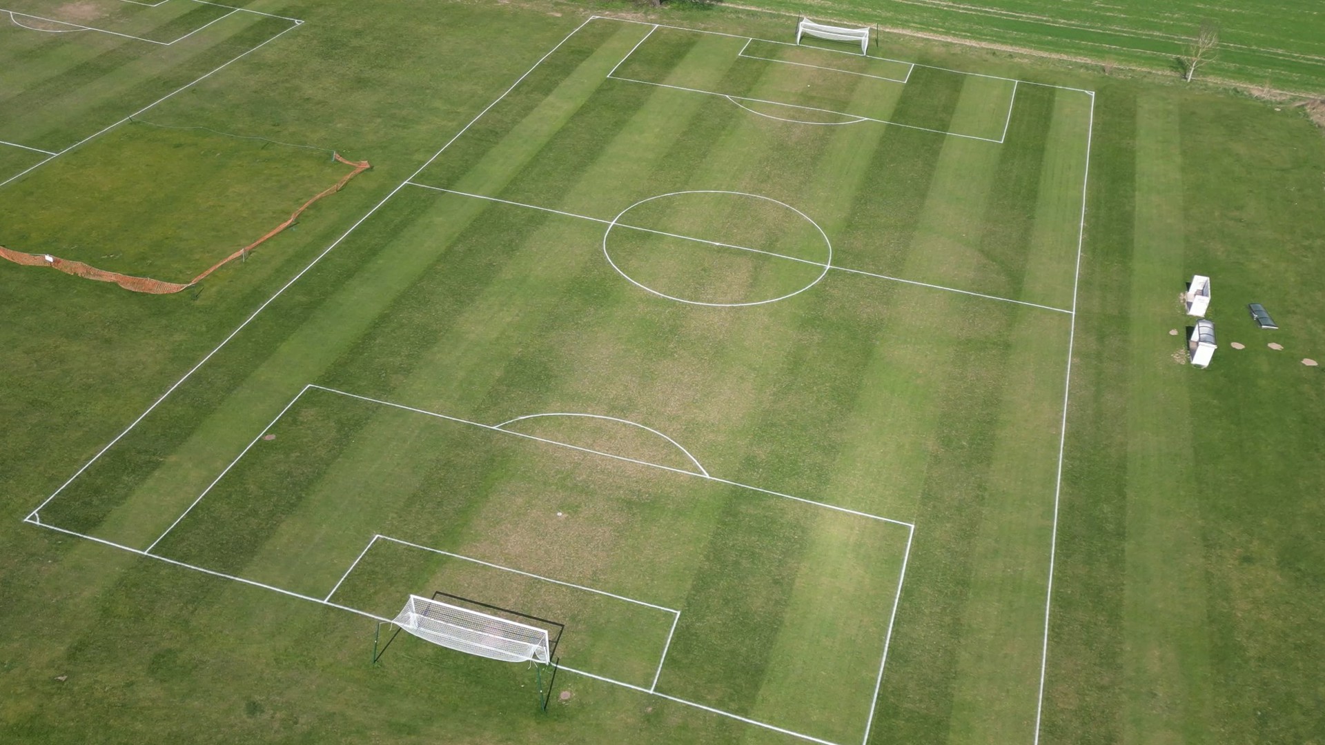 Football pitch close.jpg